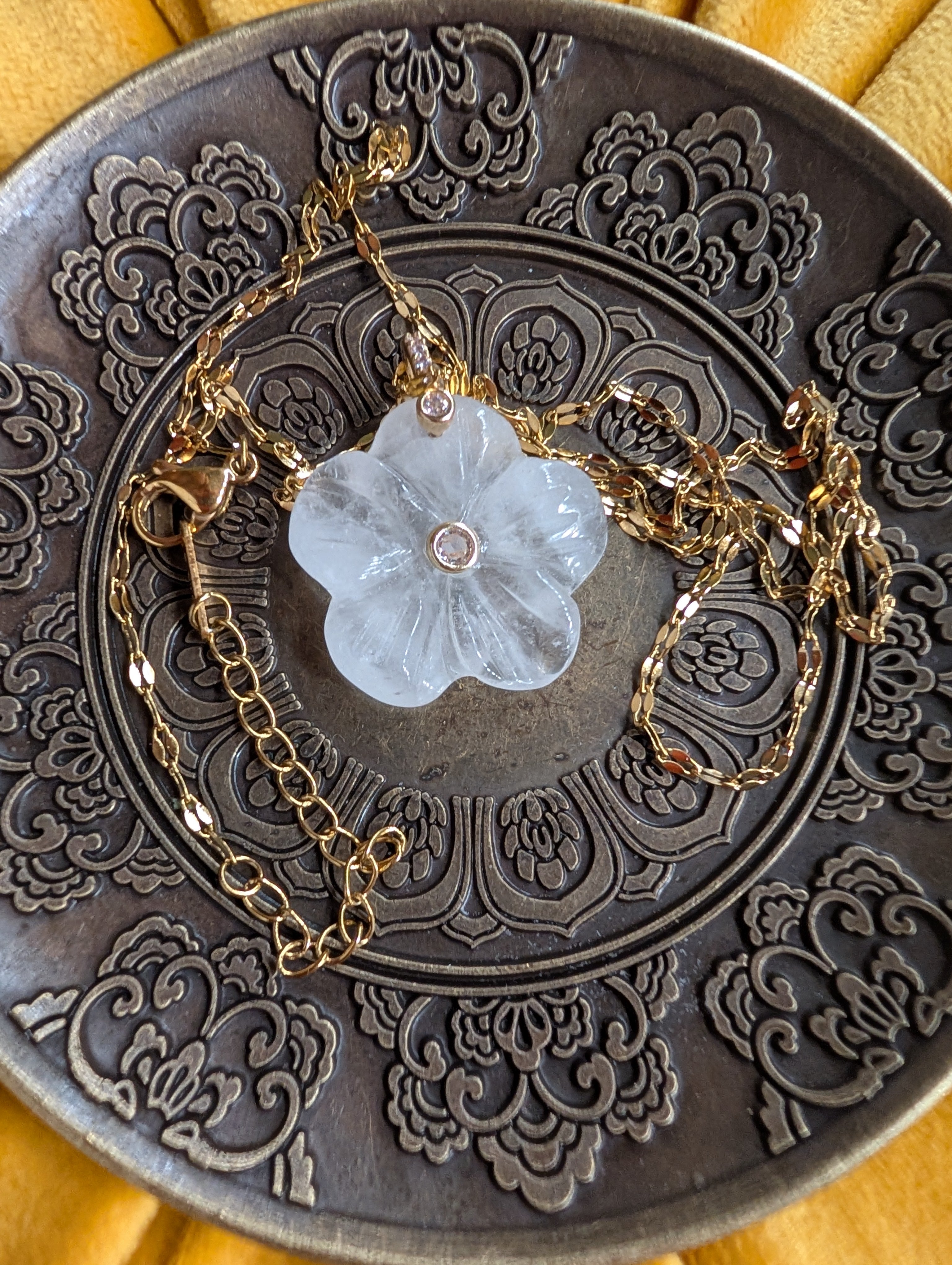 CLEAR QUARTZ IN BLOOM NECKLACE